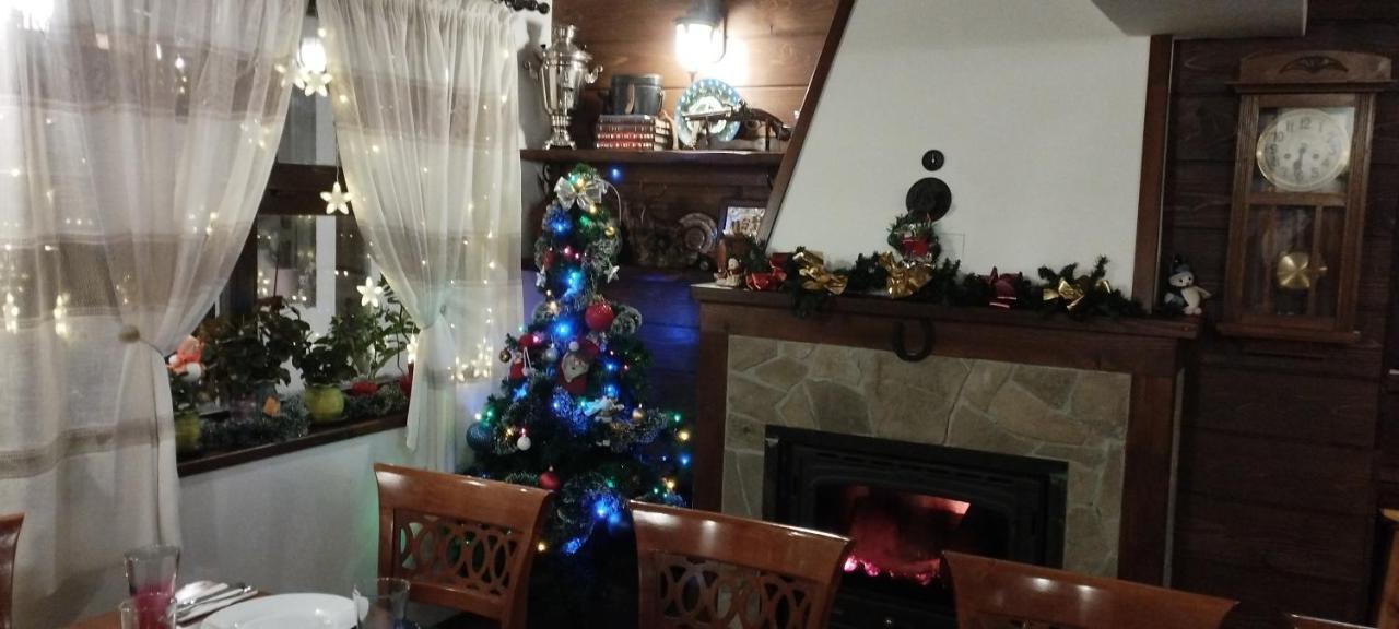 Къща За Гости Джонсън 리바리차 외부 사진